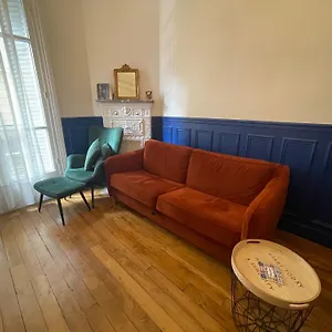 Large Family Typical Parisian Appartement
